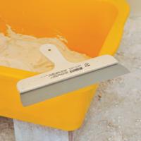 Eğri Saplı Ispatula Ahşap Saplı - Yay Çeliği - 20 cm 